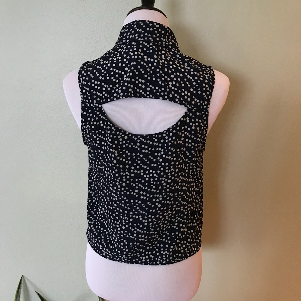 Urban Outfitters Polka Dot Tie Top - Picture 4 of 5